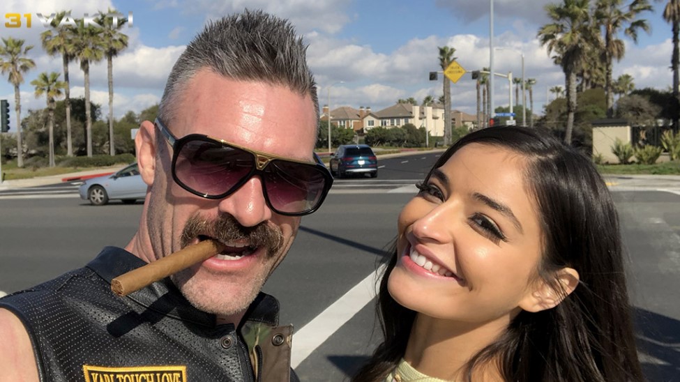 Zengin Amcayla Üç Duraklı Zevk Yolculuğu